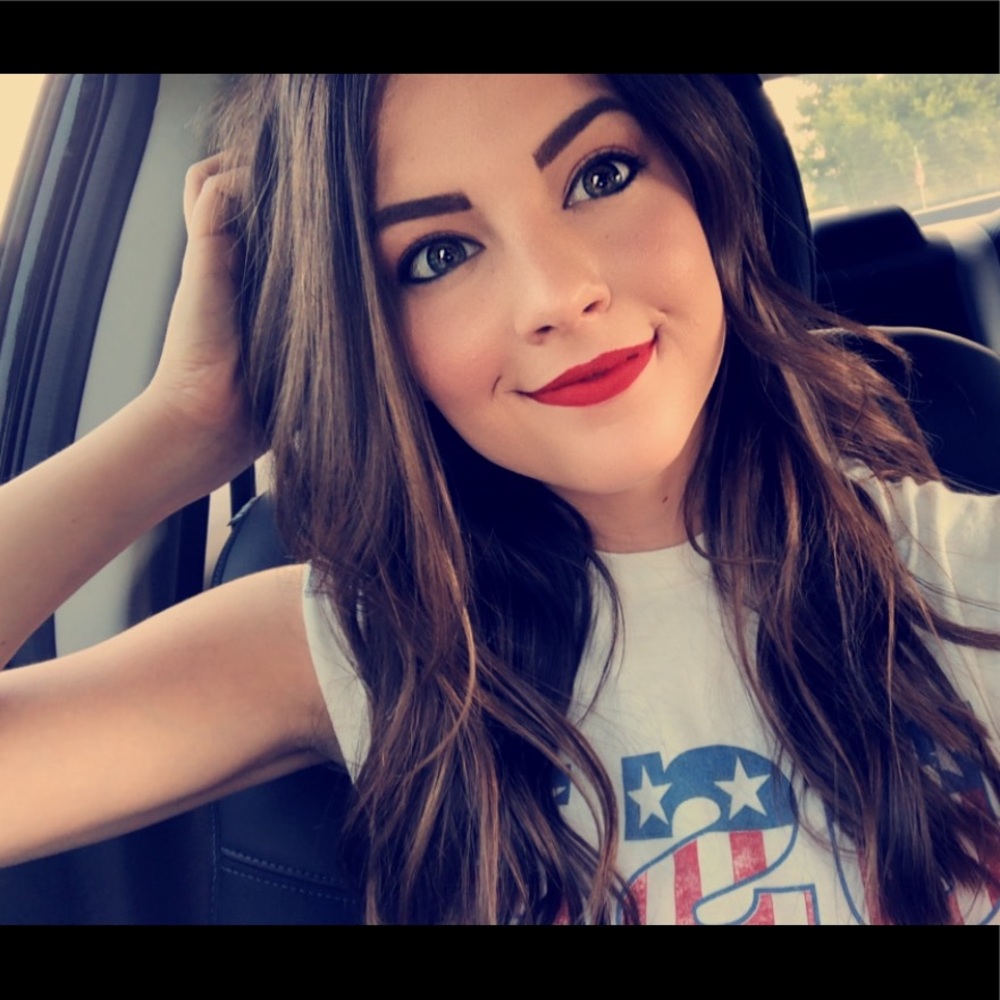 Meet your Posher, Brittany